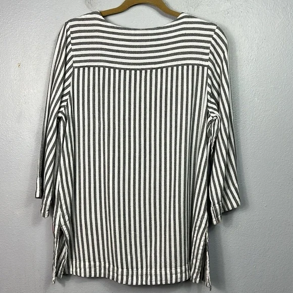 Soft Surroundings Black & White Stripe Floral Embroidered Tunic Top Large - Picture 8 of 9